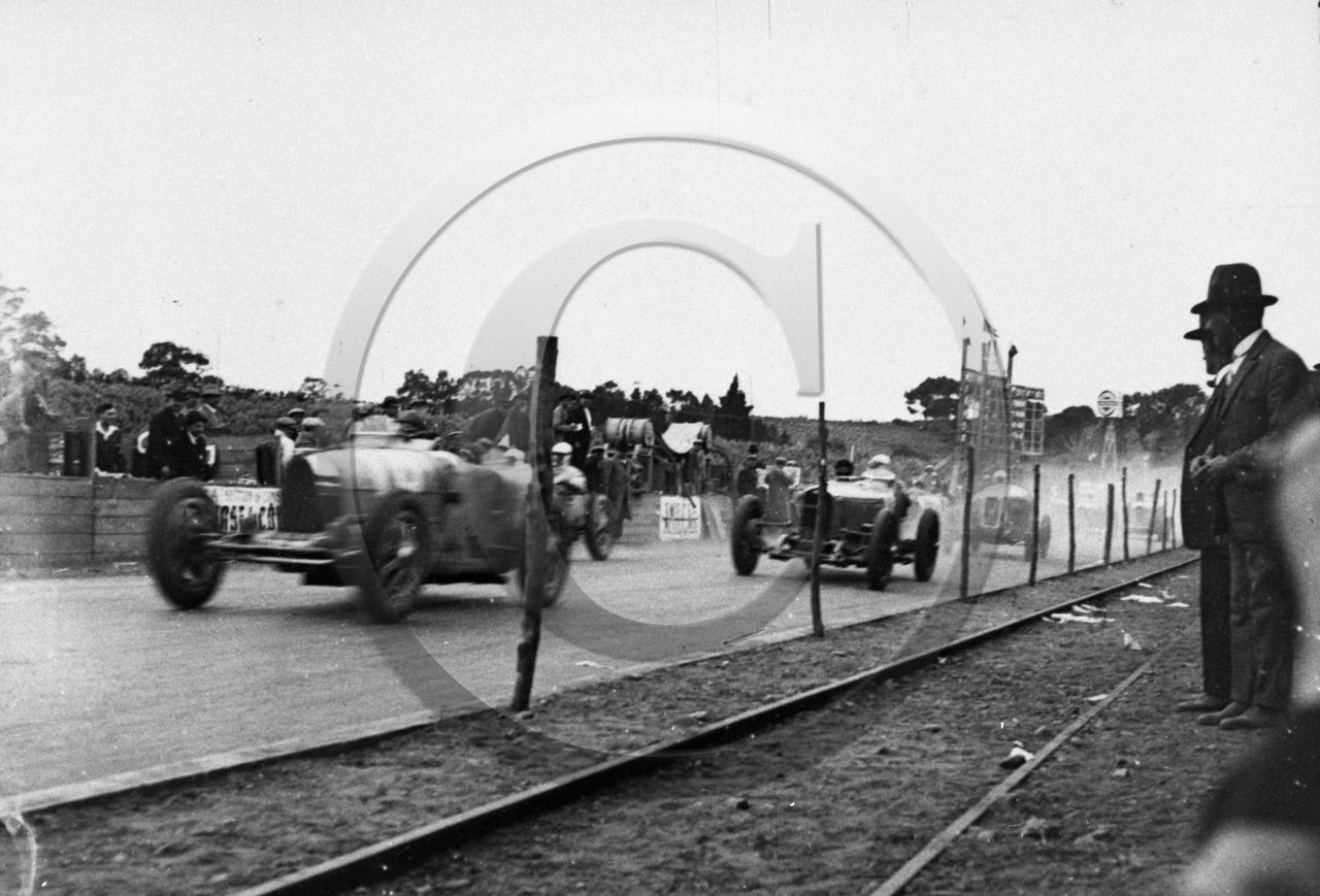 AUC 50 Staouéli  Mai 1928  Bugatti N°16  .jpg
