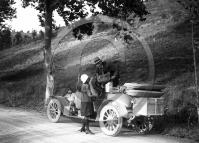 AU 4286    ancetre torpedo 3 quart arriere .jpg