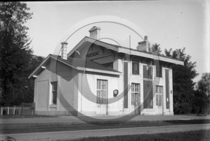 vi  1602    podensac la gare dpt 33 .jpg