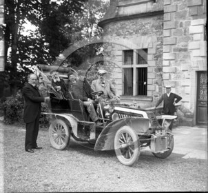 AU 4308 ancetre .jpg