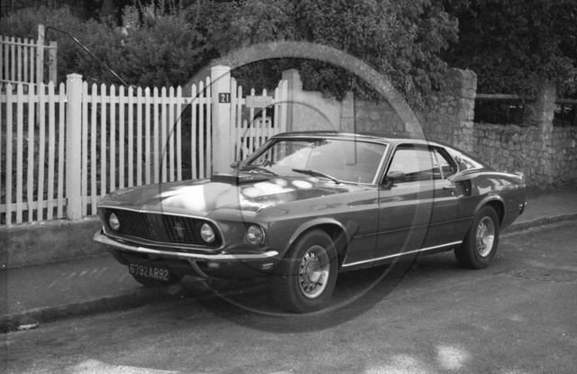 AU 219 Ford Mustang fast back .jpg