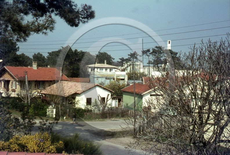 arc 4047 Cap Ferret quartier de l'église.jpg