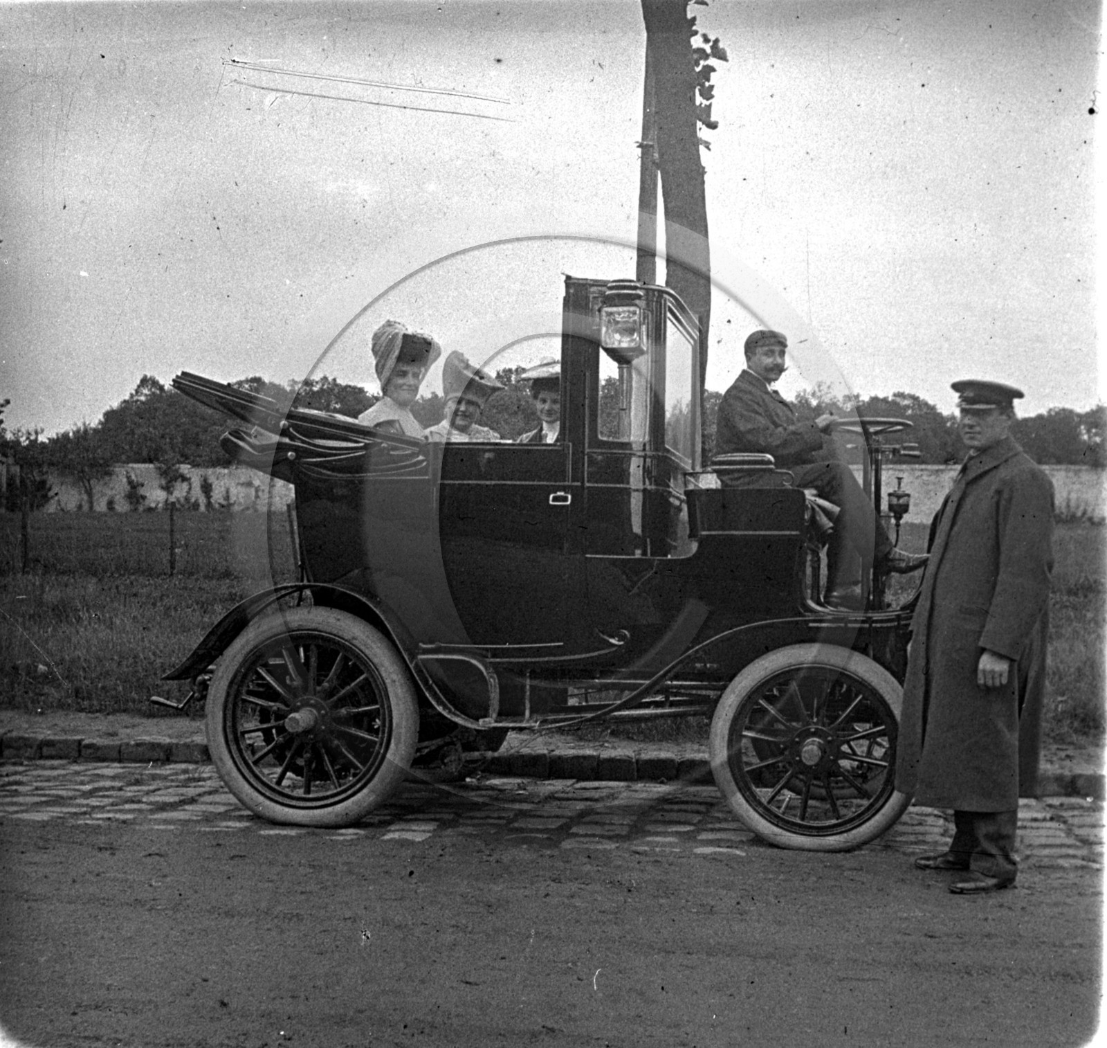 au 4176 ancetre  .jpg