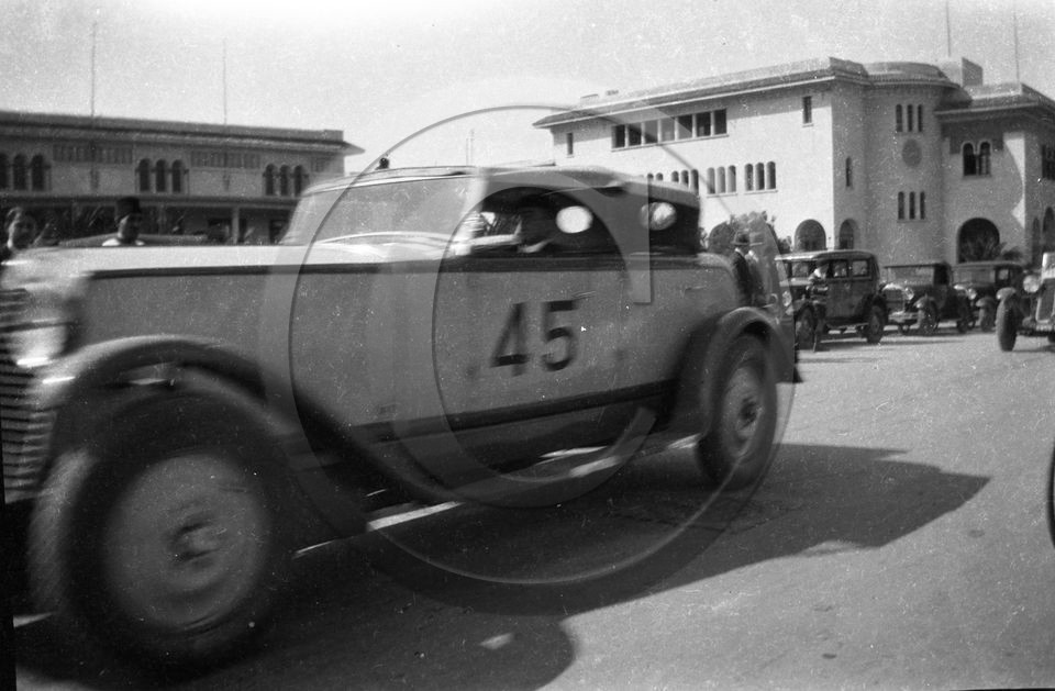 AUC 123  Renault nervasport  .jpg