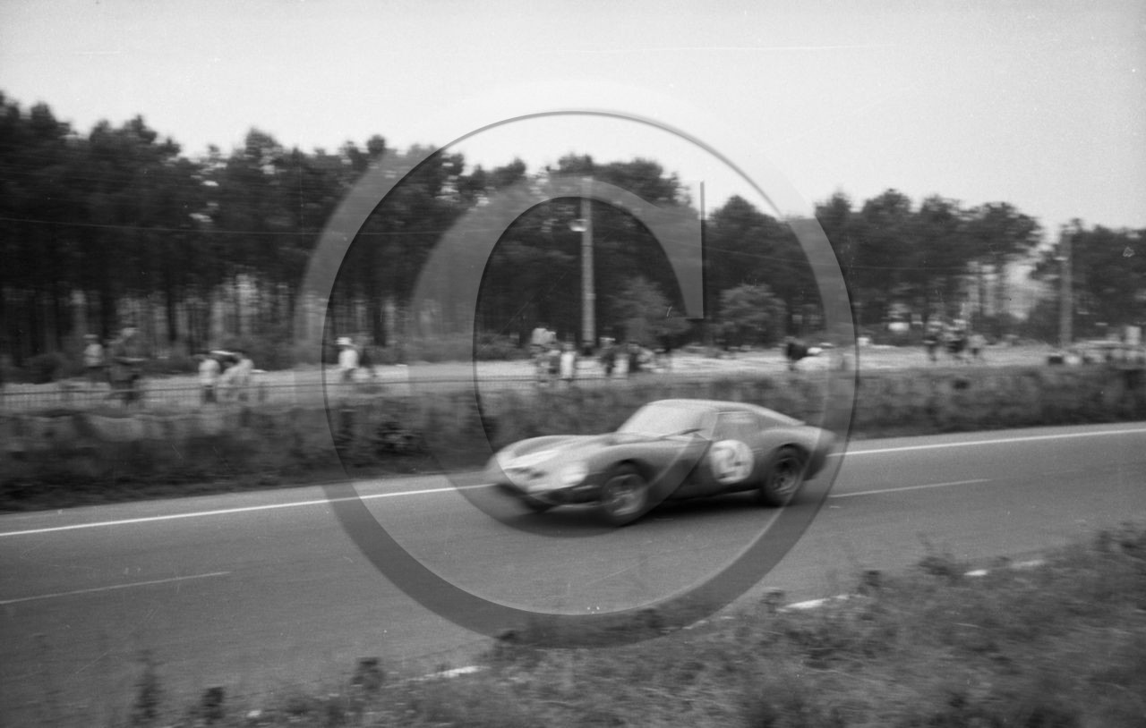 AUC 214 Ferrari N° 24 Le Mans 1963  .jpg