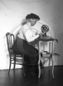 ME 80 couturiere .jpg