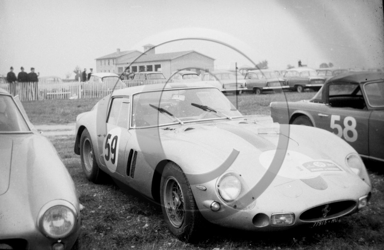 AUC 205 Ferrari Le mans 1963  .jpg