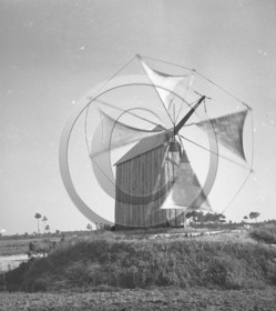 vi  1359 moulin a vent .jpg