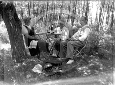 SL 331 bis pic nic année 20 .jpg