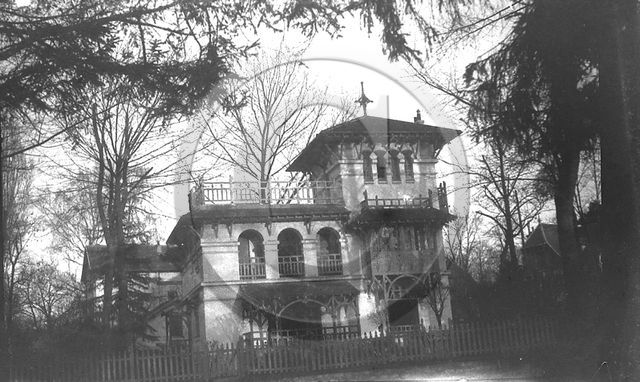 arc 1112 villa Miraflores Le Vesinet  dpt 78 .jpg