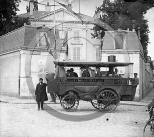 AUC 3    l'Obéisante  grand de l'A.C.F 1921  place Lionel  le Couteux.jpg