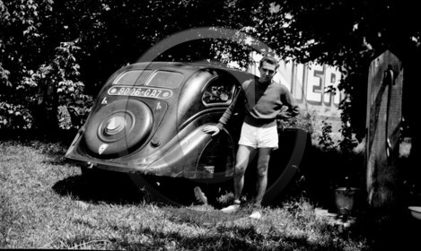 AU 1498 Peugeot .jpg