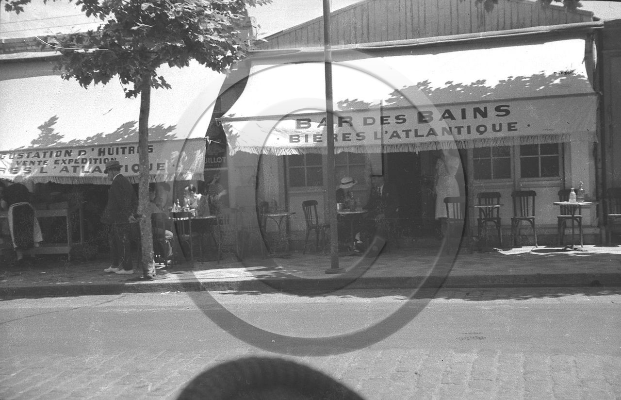 arc bar des bains 3.jpg