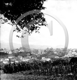 vi  1973 Hendaye 1933  panorama sur le bas  quartier et la chaine espagnole .jpg