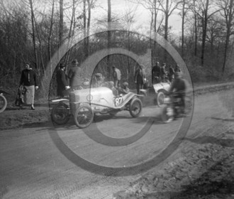 AUC 195 Amilcar moto course d'endurence  .jpg