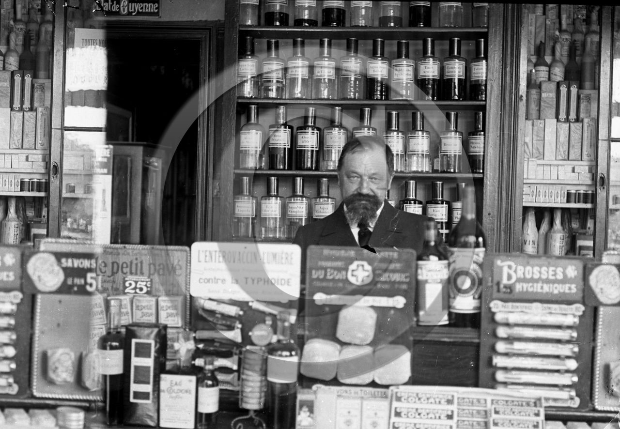 ME 69 Pharmacien .jpg