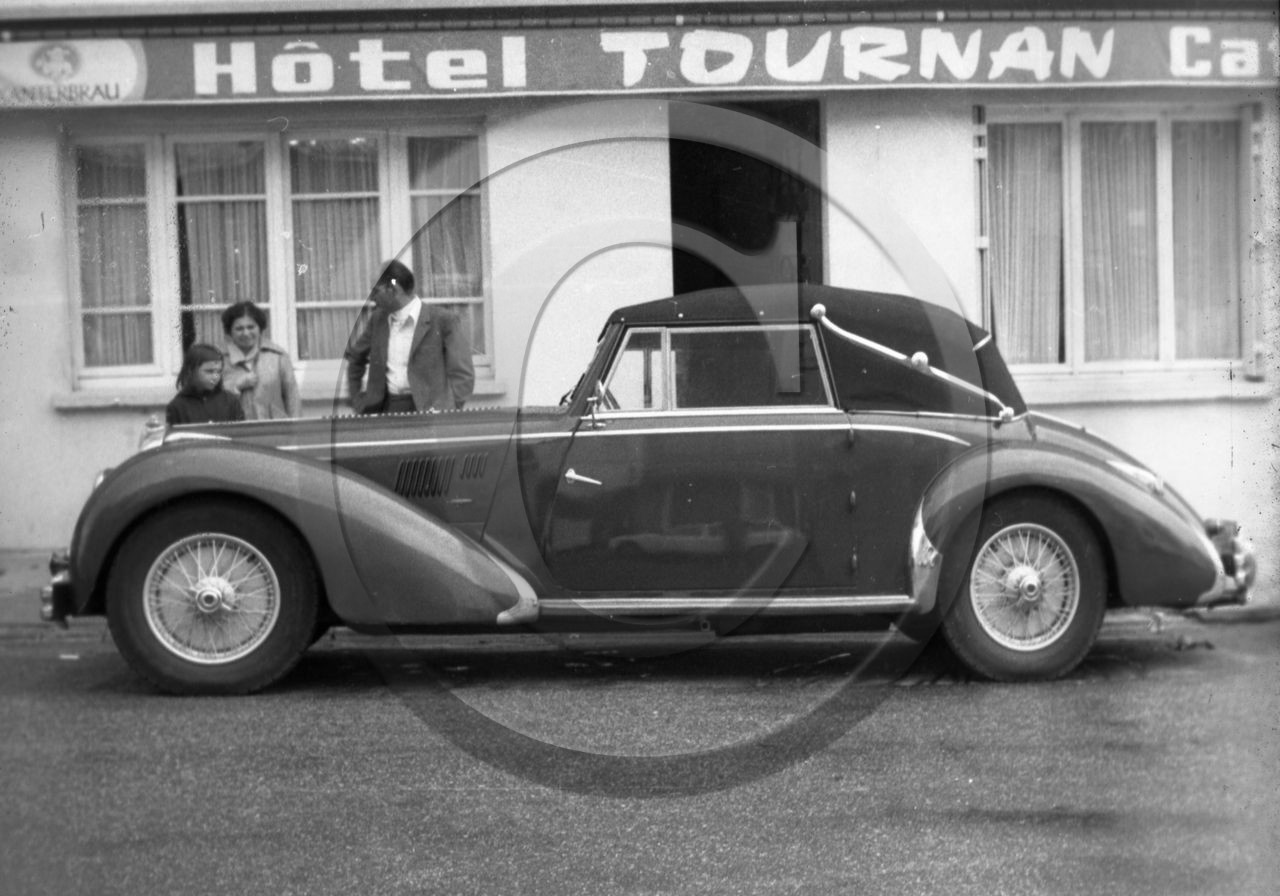 AU 3814 Talbot lago record .jpg