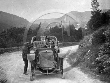 AU 4318  ancetre.jpg