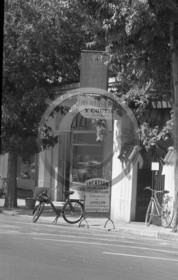 ARC 3508 Arcachon le Moulleau velosolex .jpg