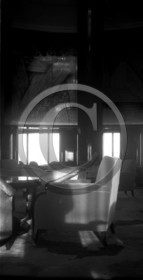 BA 1296 paquebot atlantique le salon.jpg