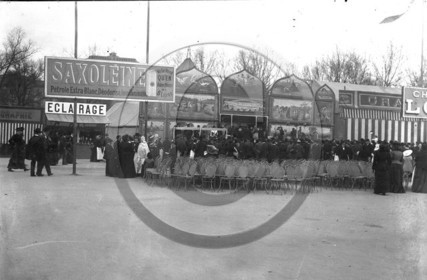 FO-CIRQUE  39  cirque palais des singes foire aux plaisirs  Bordeaux .jpg