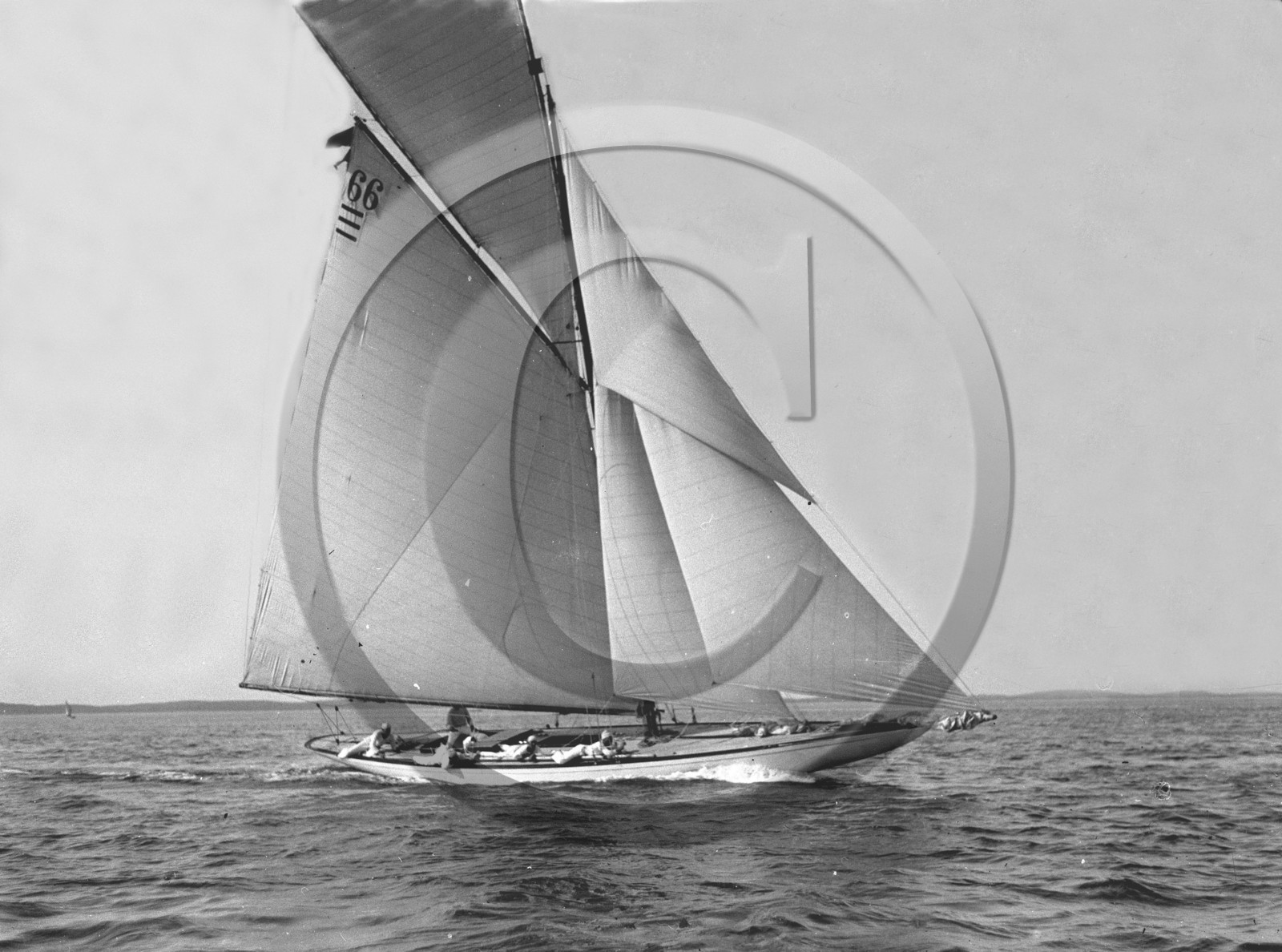 arc 1465 voilier Queen X appartenant a Alphonse XIII .jpg