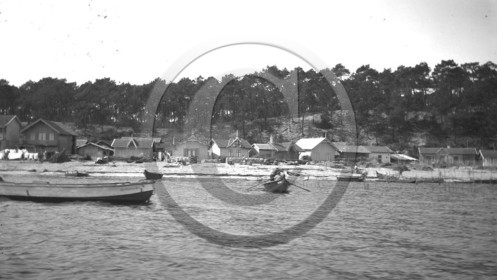 arc 1072bassin d' Arcachon village de l herbe.jpg