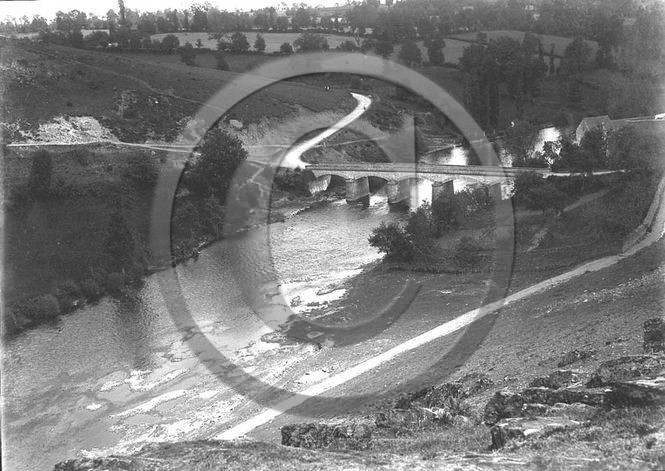 vi  14 moulin de Vervil prés de Fresselines  pont D 23.jpg