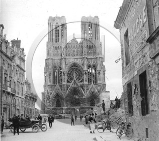 vi  1038 Reims  3 eme photo différente.jpg