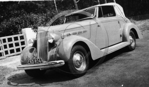 AU 2424 Packard decapotable Janer   1936 -nouveau numero au 4658 .jpg