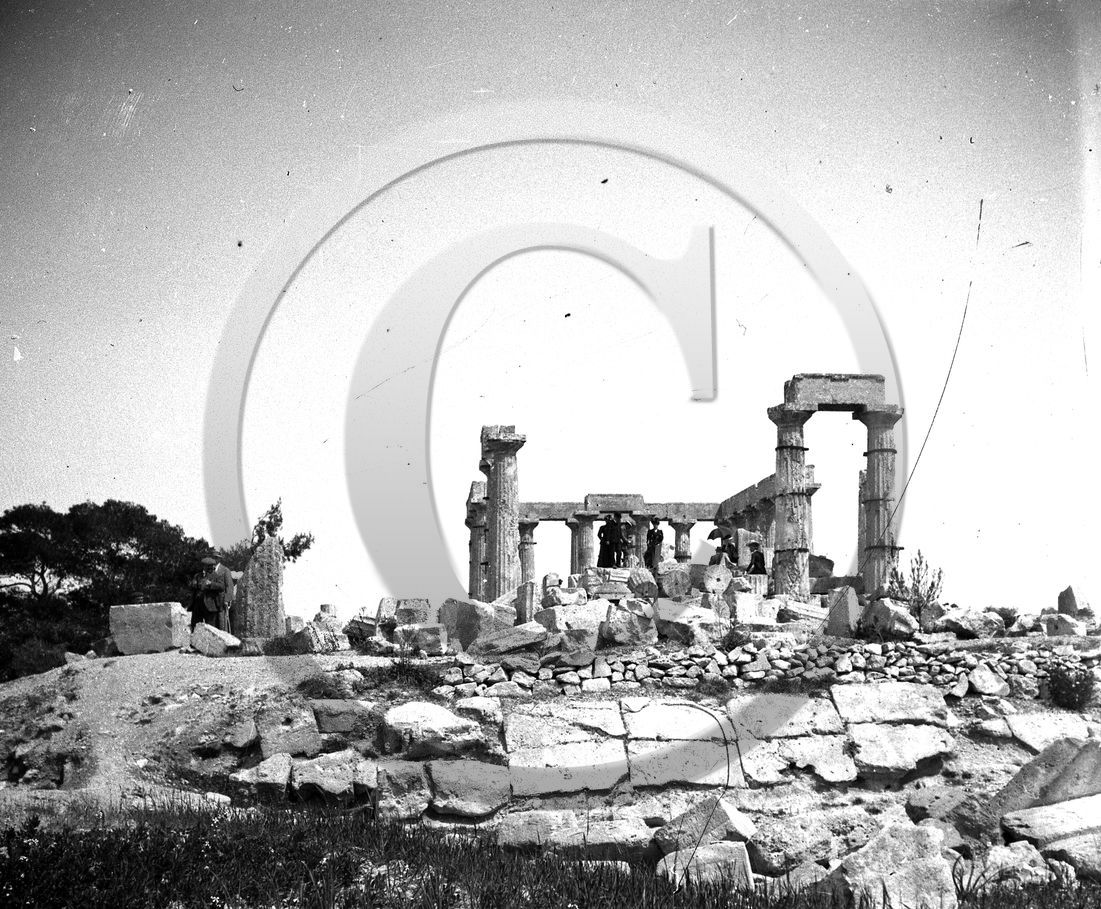 Egine  temple Grece   .jpg