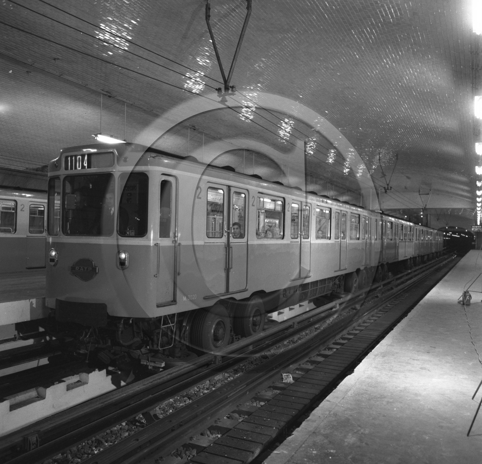 CH 119 métro Paris.jpg