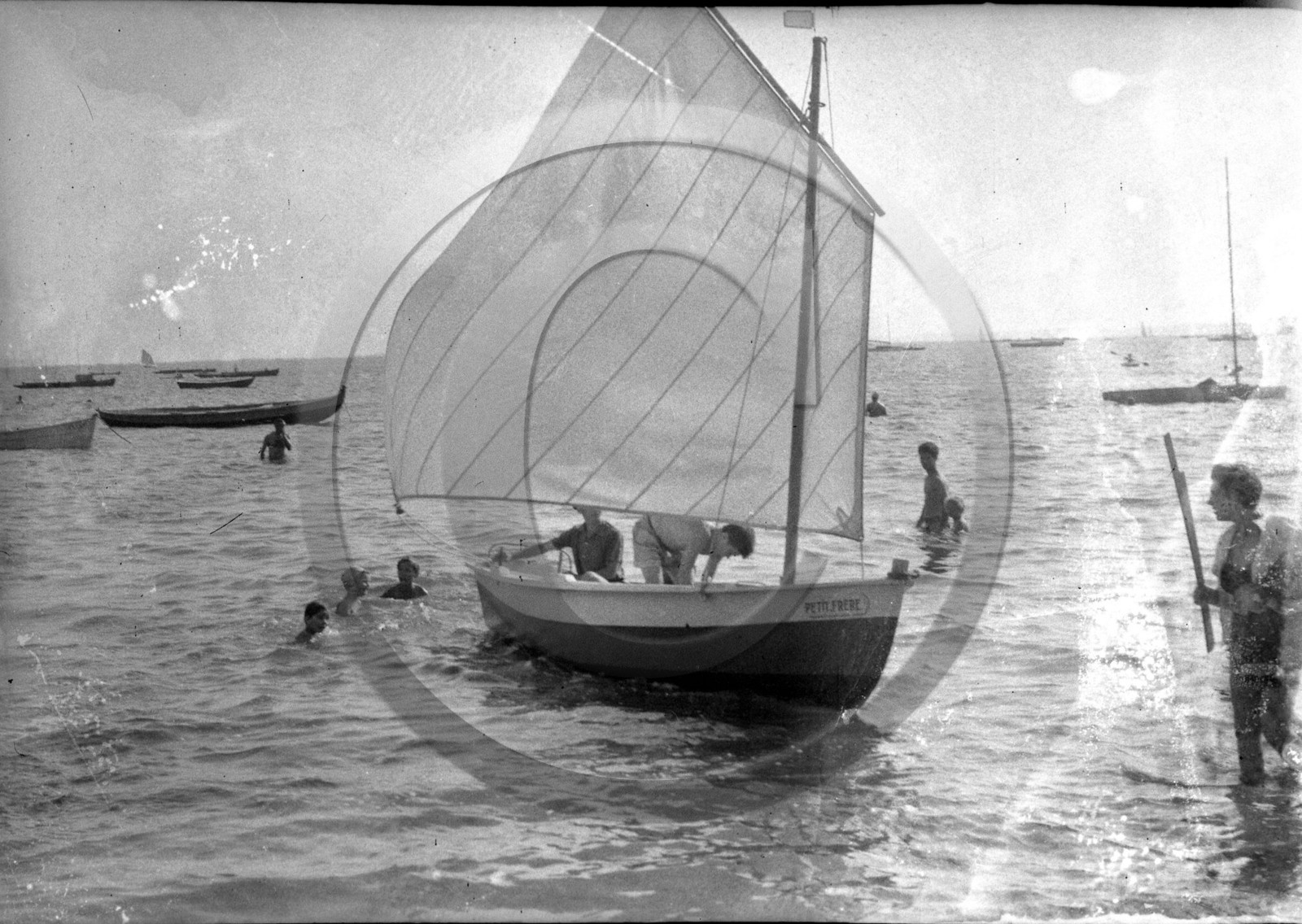 arc 1706  le petit frère.jpg