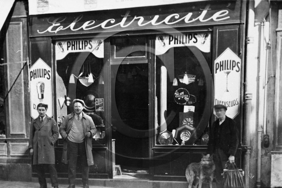 ME 40  facade magasin d electricite pub philips- Colombia  .jpg