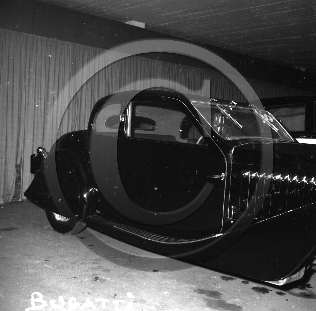 au 1366 Bugatti T 5 coach ventoux Geneve  .jpg