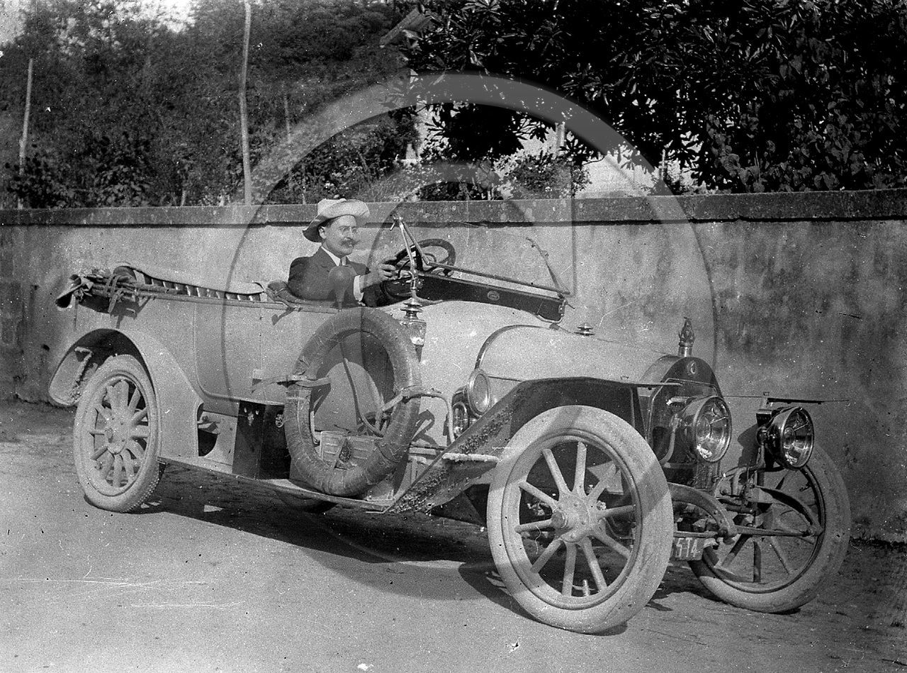 AU 4009 motobloc .jpg