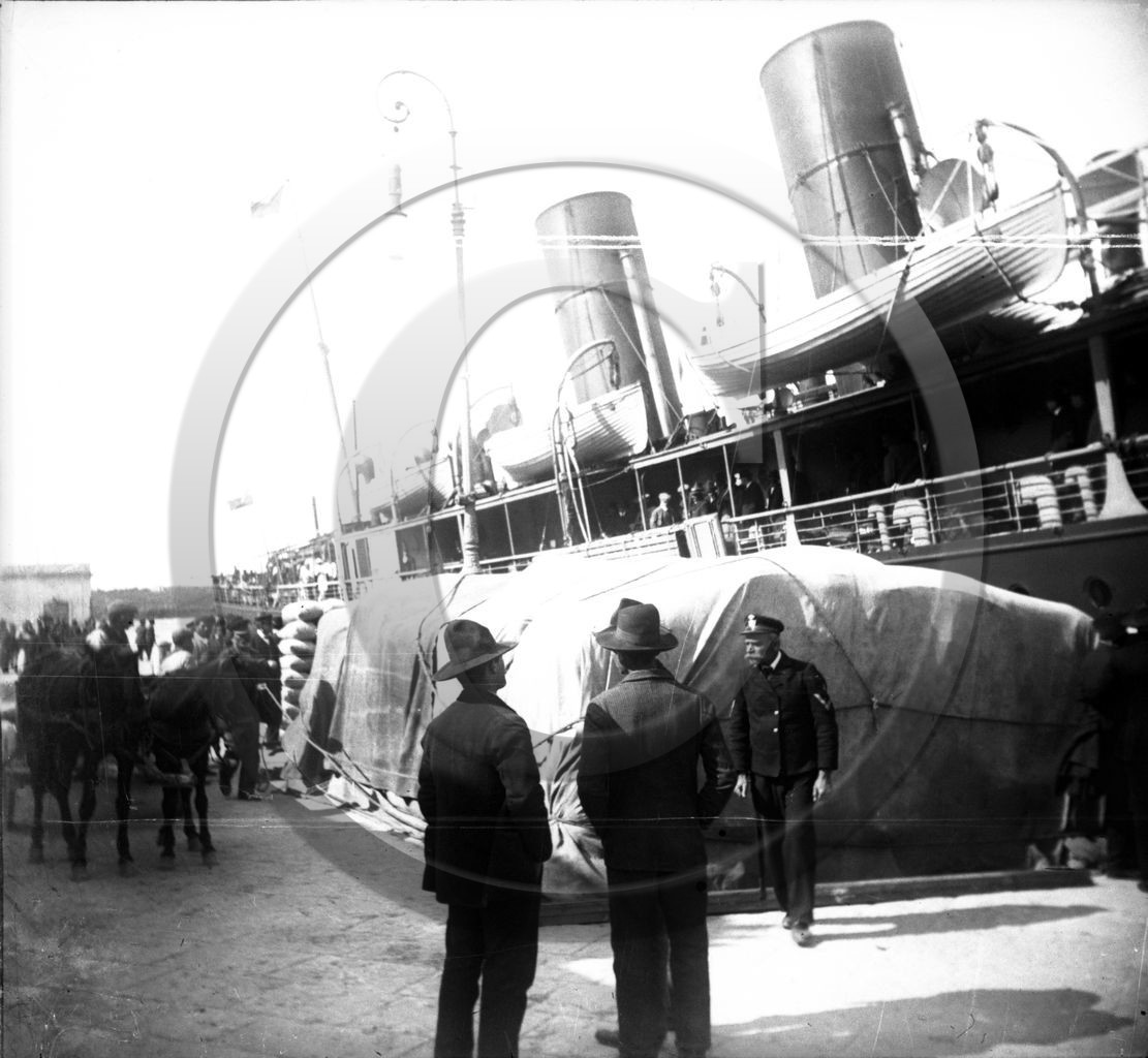 BA 993  paquebot le depart .jpg