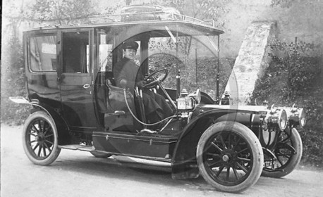 AU 2863 ancetre .jpg