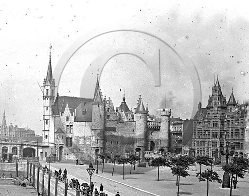 anvers chateau belgique.jpg