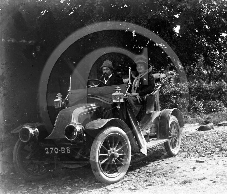 AU 1255 Renault  TY AX  bi place .jpg