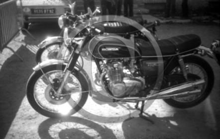 le chamois 11- juillet 1971 - Honda  -27.jpg