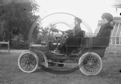 AU 2416 ancetre .jpg