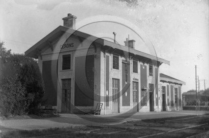 vi  1603 Cérons la gare  dpt 33.jpg