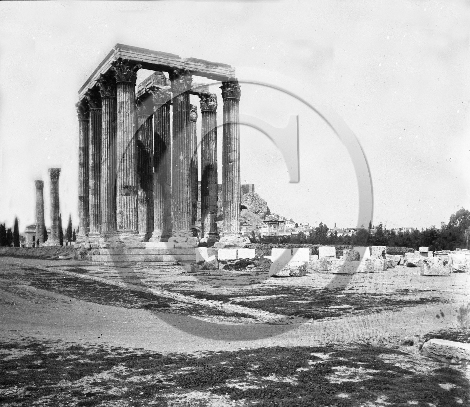 Athenes temple de Zeus.jpg