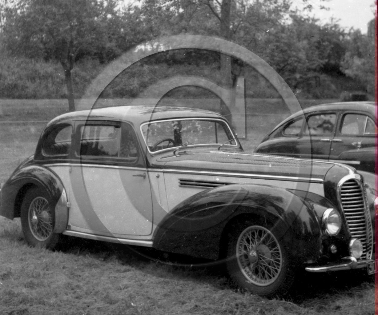 AU 4599 Delahaye - voir album vert .jpg