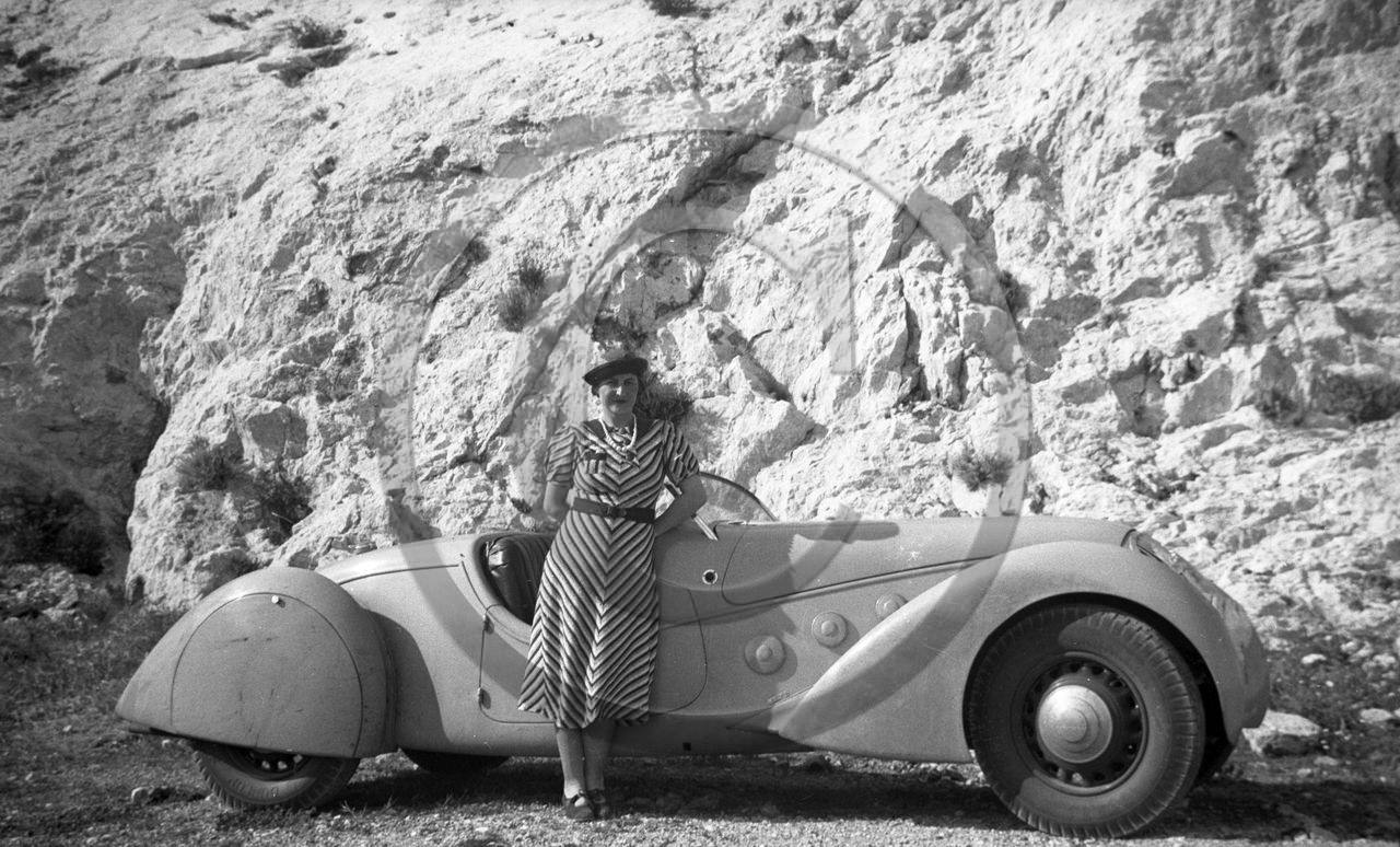 AU 2480 Darl Mat profil voiture de Mr et Mme Yvelin .jpg