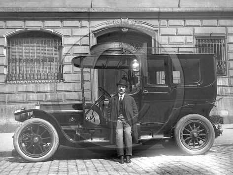 AU 3592 ancetre .jpg