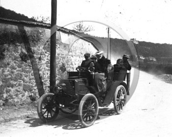 AU 3933 ancetre .jpg