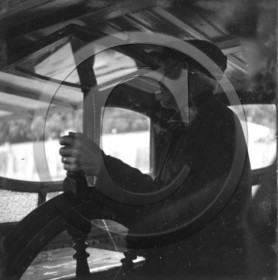 BA  page 80 -9- Paris Conflans en péniche.jpg