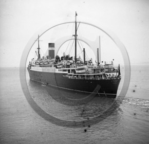 ba 905 paquebot l Athenia quittant le mole d escale   le Verdon 1935  dpt 33.jpg